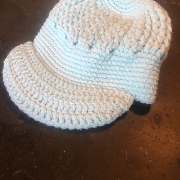 Oakley hat - Picture 2 of 4